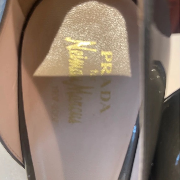 PRADA Heels (37) - Picture 8 of 9